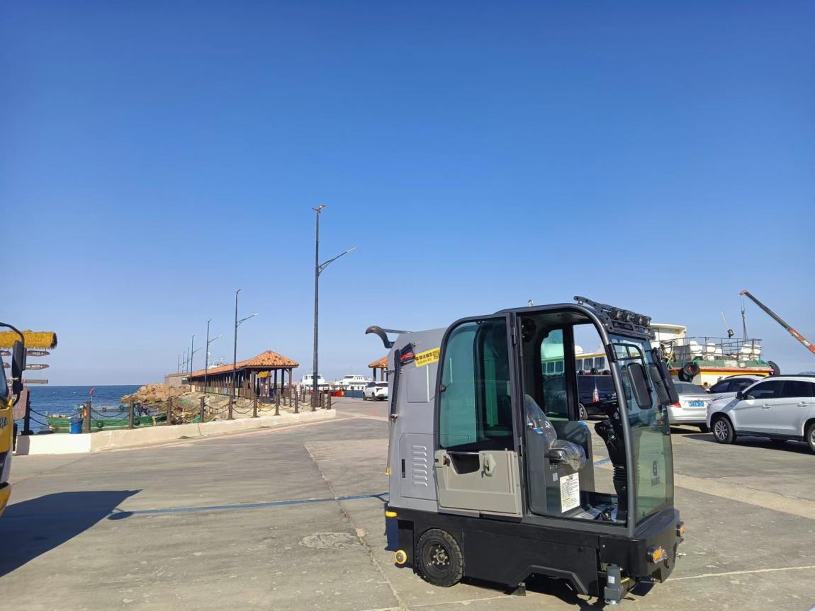 威海雞鳴島采購掃地機(jī)一臺(tái)